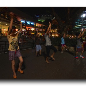 フィリピンで流行中のズンバパーティーに参加してみた。