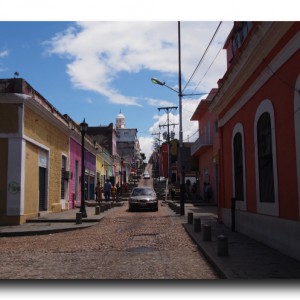 エンジェルフォールの観光拠点。シウダーボリバルはこんな街でした。