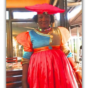 まるで仮装大賞！！ナミビアに暮らすユニークな民族の人たち。