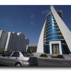 なんだこの国は？！ 衝撃の独裁国家へ突入！！